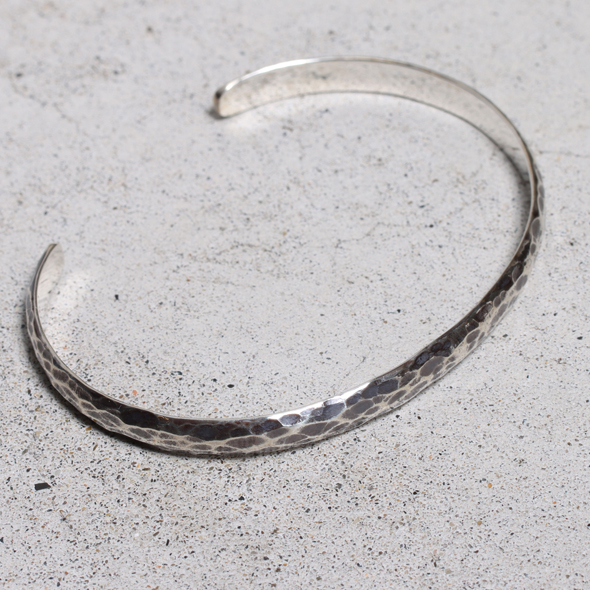 VIVIFY (ビビファイ) Back Hallmarks Bangle/Hammered finish/Round